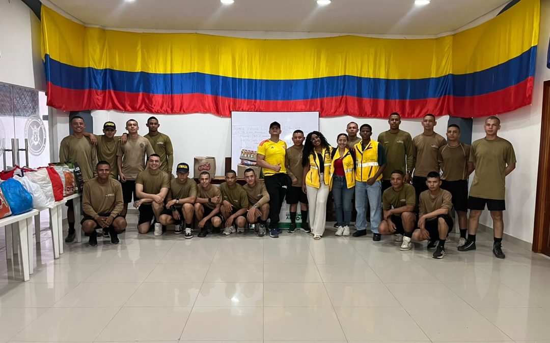 Armada de Colombia gestiona y embarca 19,5 toneladas de ayudas humanitarias para comunidades afectadas por el sismo del 10 de agosto
